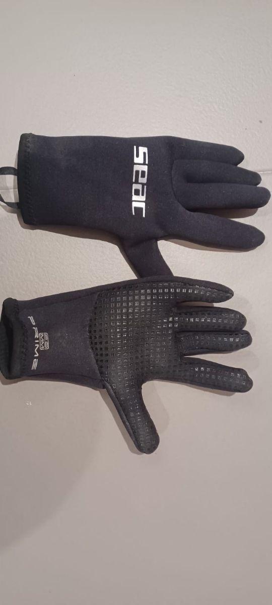 Guantes de neopreno marca Seac