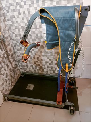 Grúa eléctrica pacientes sin movilidad