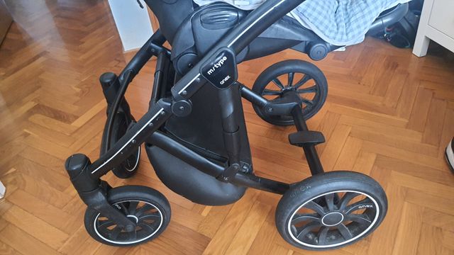 Carrito bebe Anex M Type con capazo y accesorios 