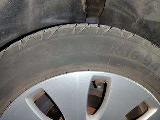 Llantas Audi originales con neumáticos