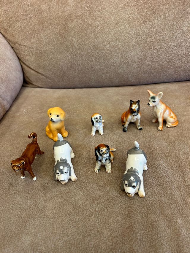 Statuette in porcellana