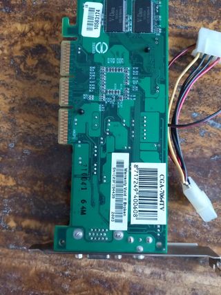 Gráfica agp radeon 64mb