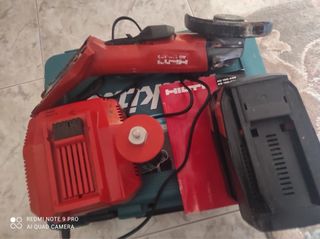 Radial Hilti + 2 baterias y cargador