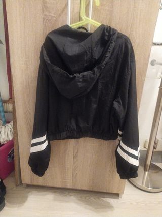 Cazadora fina Bershka