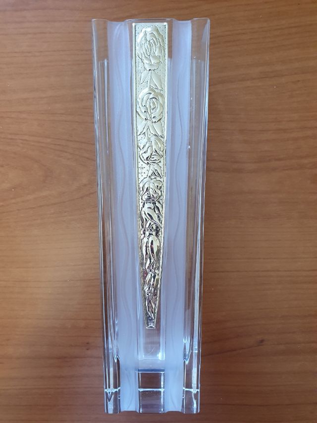 Vasi in cristallo e argento