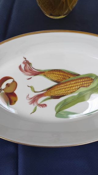 VAJILLA ROYAL WORCESTER "EVESHAM"