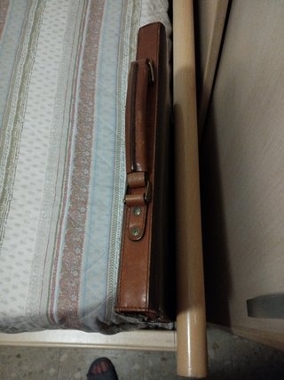 MALETA O CARTERA DE PIEL ITALIANA