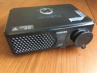 Proyector toshiba