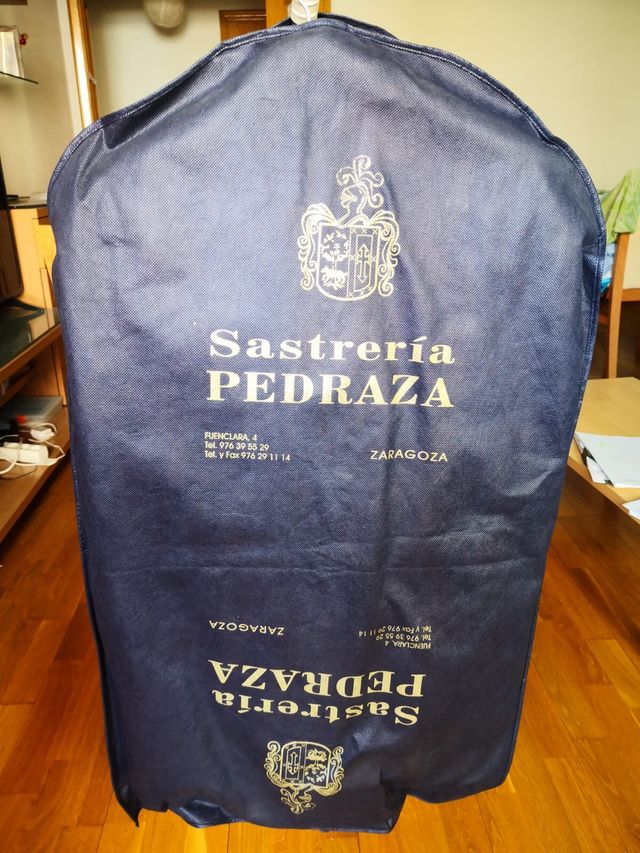 Traje azulon.  Pedraza.  talla M