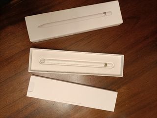 Pencil apple