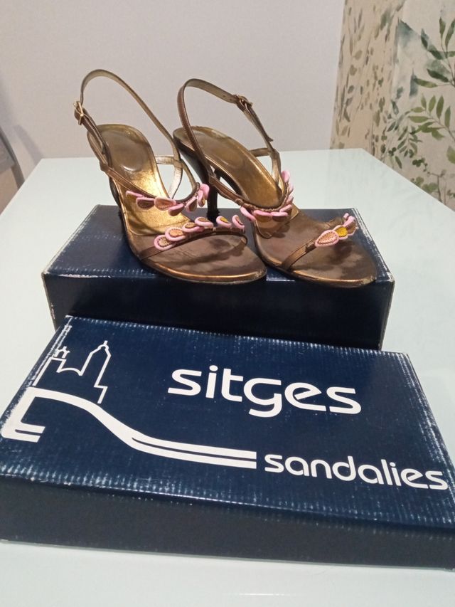 Sandalia Sitges color cobre 39
