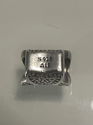 Charm pandora huella perro