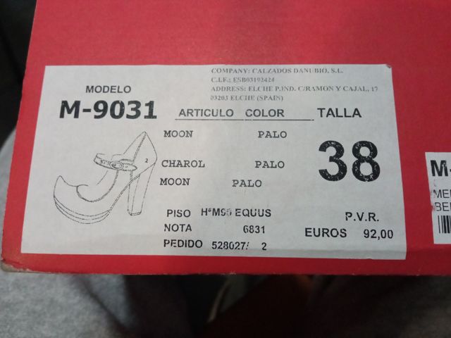 Zapato salón Wonders piel marfil 38