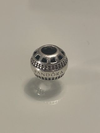 Charm pandora