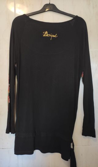 Camiseta desigual talla L