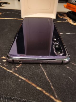 Huawei p20 pro con accesorios