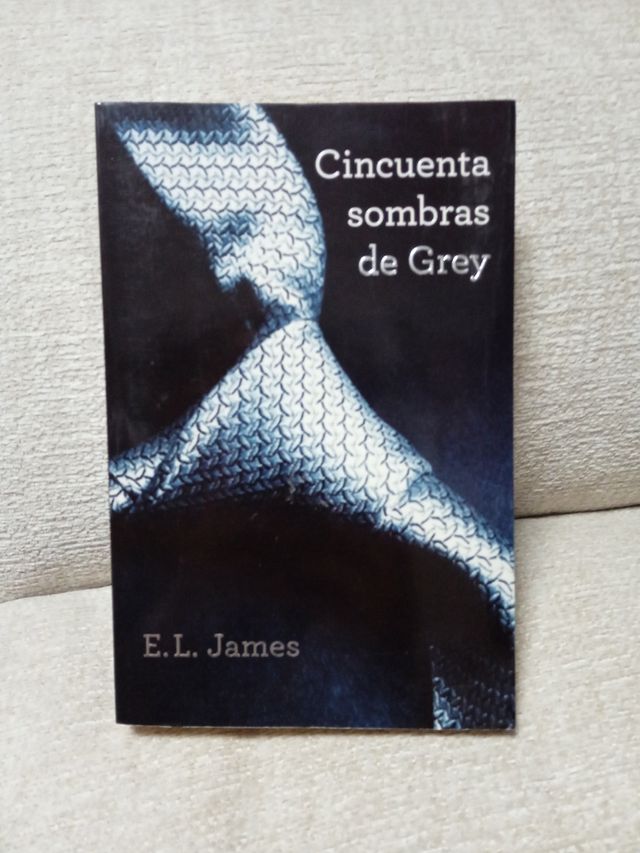 Libro Cincuenta sombras de Grey
