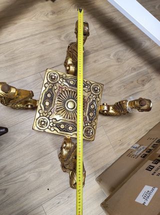 Mesa antigua (puede ser bronce)