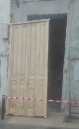 carpintería de madera, puertas 