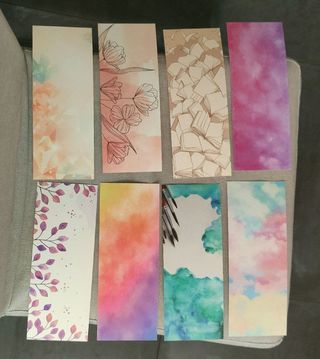 Set di 8 segnalibri in grafica e lettering