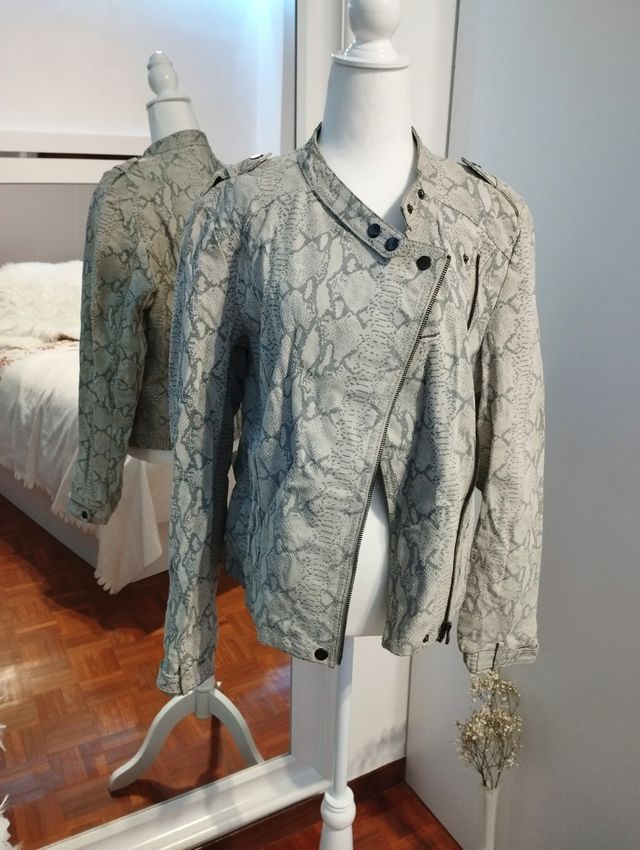 Cazadora de piel de Blanco