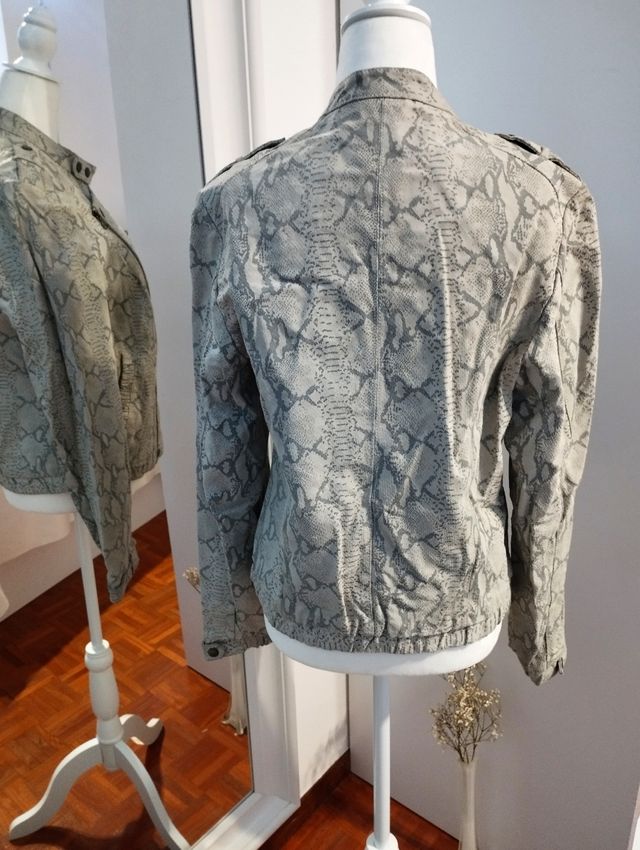 Cazadora de piel de Blanco