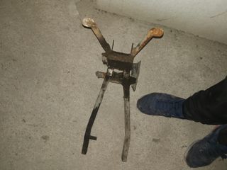 Básculante derbi varíant con caballete