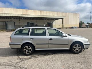Skoda Octavia 2000