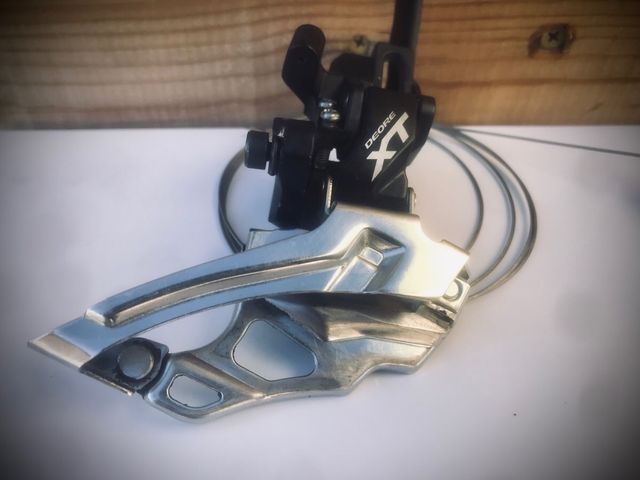 Desviador y maneta SHIMANI XT 2v