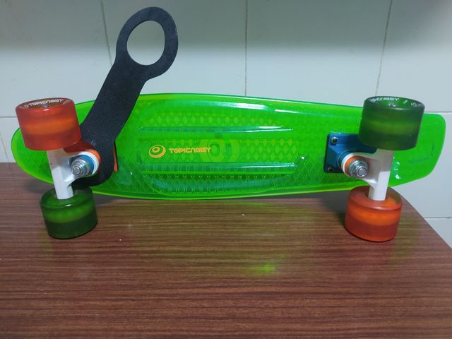 Monopatín niñ@, casco y protecciones