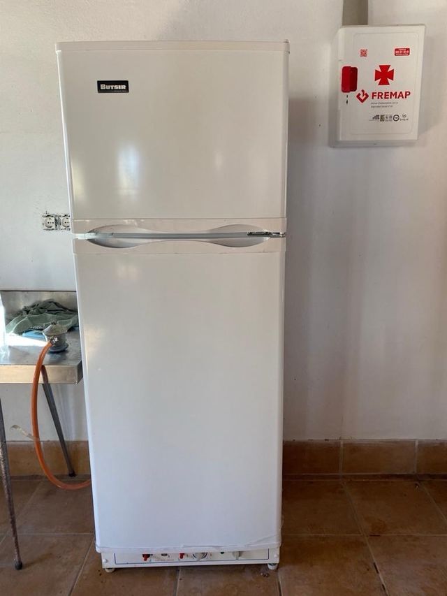 frigorifico de gas Butsir