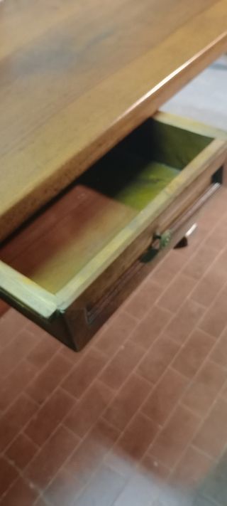 Tavolo antico in legno massello