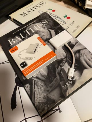 Adaptador multipuerto de USB-C a AV