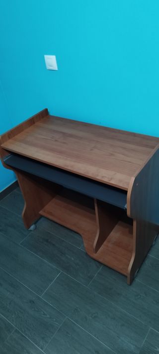 MESA DE ESCRITORIO