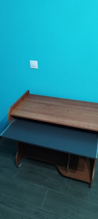MESA DE ESCRITORIO