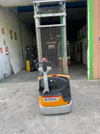 Apilador Still 4250mm 1200kg bateria nueva