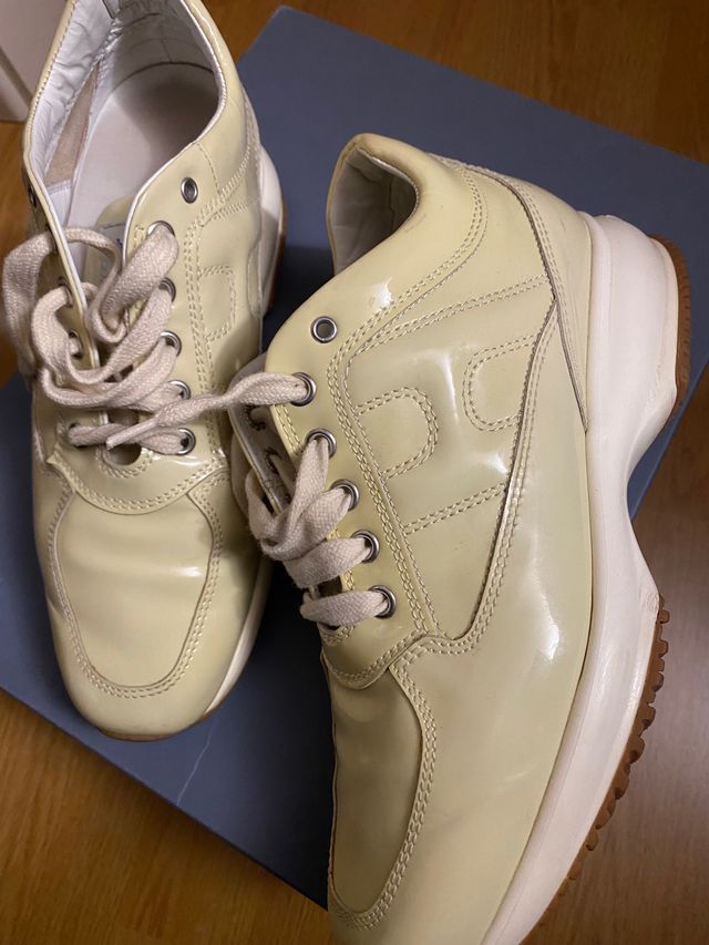 sneakers Hogan in pelle lucida