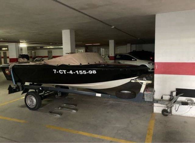 Barco Glastron La Raya