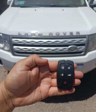 cerrajeros de coches en Madrid, 637253053