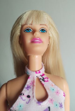 Barbie Shoe Galore 2001 Vintage Generation Face