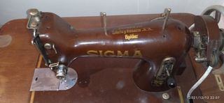 Maquina de coser antigua