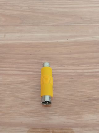 Adaptador RCA hembra a S-VIDEO 8 Pines