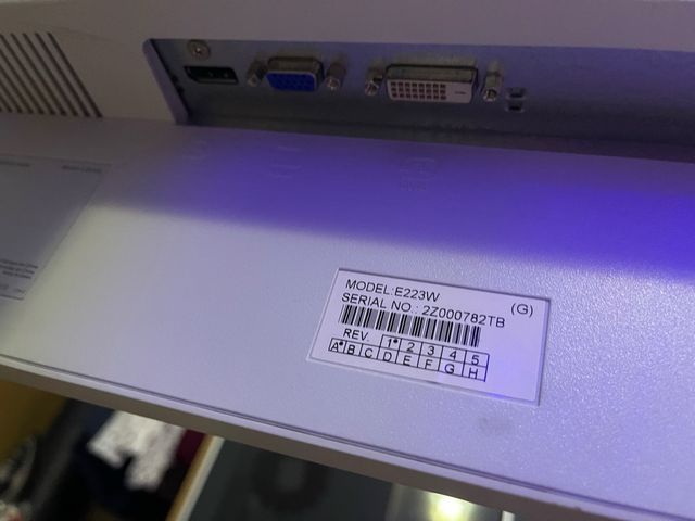 Monitor 22 NEC retroilluminazione a LED