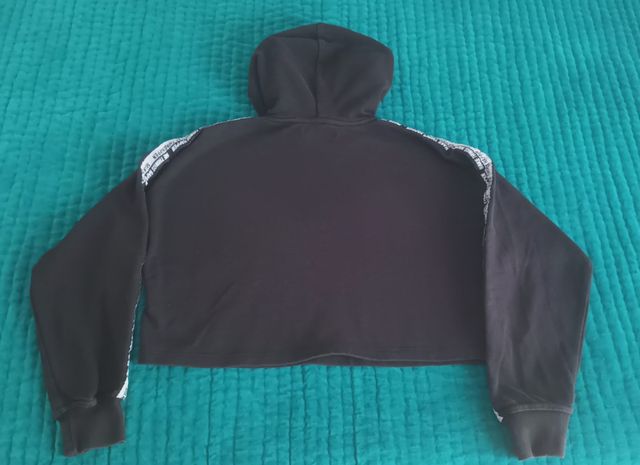 Sudadera con capucha Pull&Bear. T-S