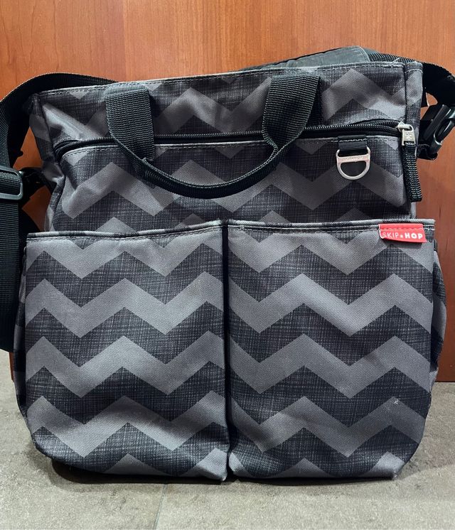 BOLSO MATERNAL SKIP HOP DUO