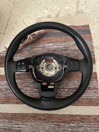 se vende volante seat ibiza 6L