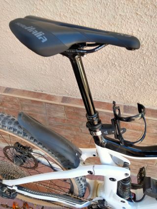 Bicicleta MTB Eléctrica Scott Strike 
