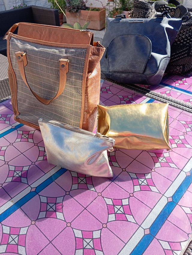 Colección de 9 👜 bolsos