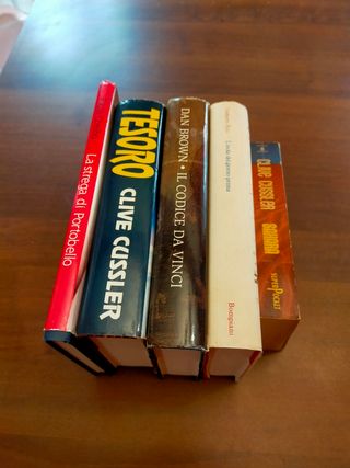 5 libri in buone condizioni