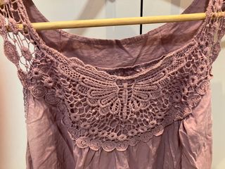 Blusa morada de tirantes